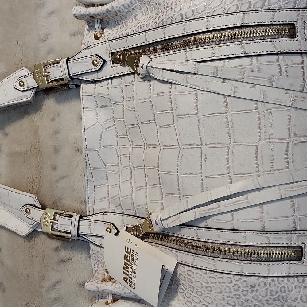 AIMEE KESTENBERG COLLECTION BRAND NEW WITH TAG 🎀 🎁 GENUINE LEATHER ♥️